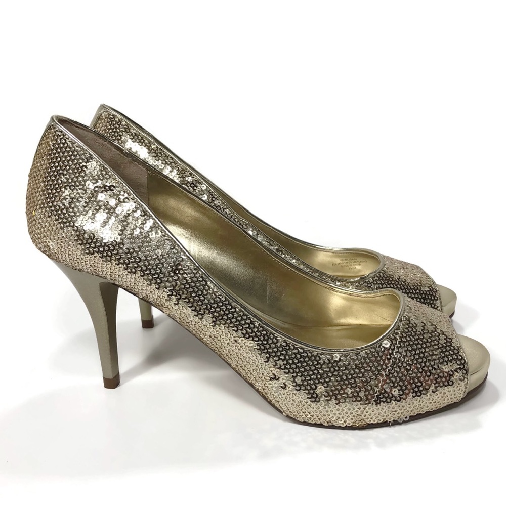 NEW Women’s GUESS Sequins Gold Heels